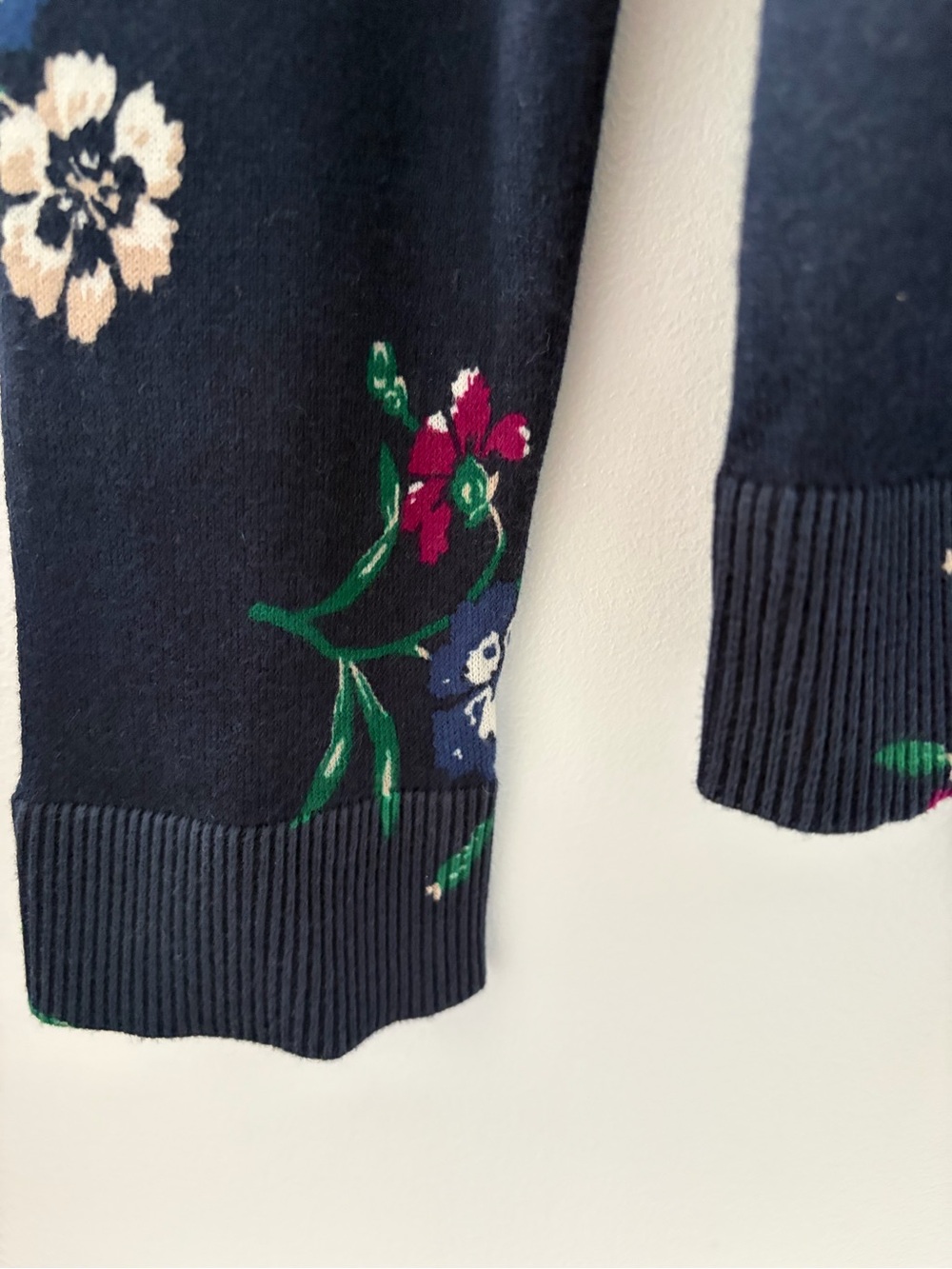 🆕 NWOT Ann Taylor Factory L Navy Blue Floral Cardigan Sweater 100% Cotton - Picture 6 of 9